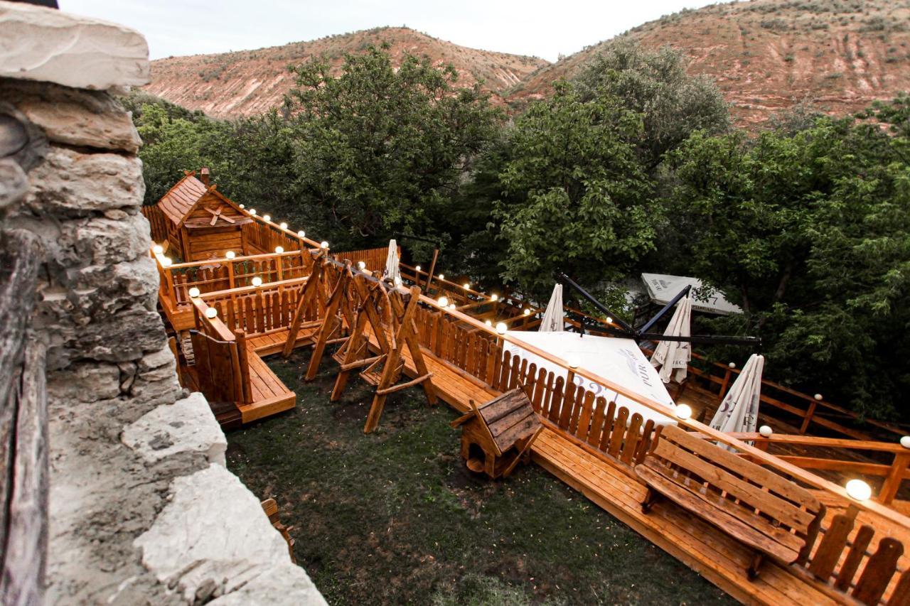 Vila Etnica Trebujeni Экстерьер фото